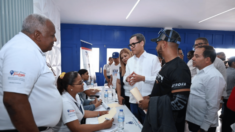 Ministro de Trabajo reafirma compromiso con la dinamización del empleo en RD - Imagen