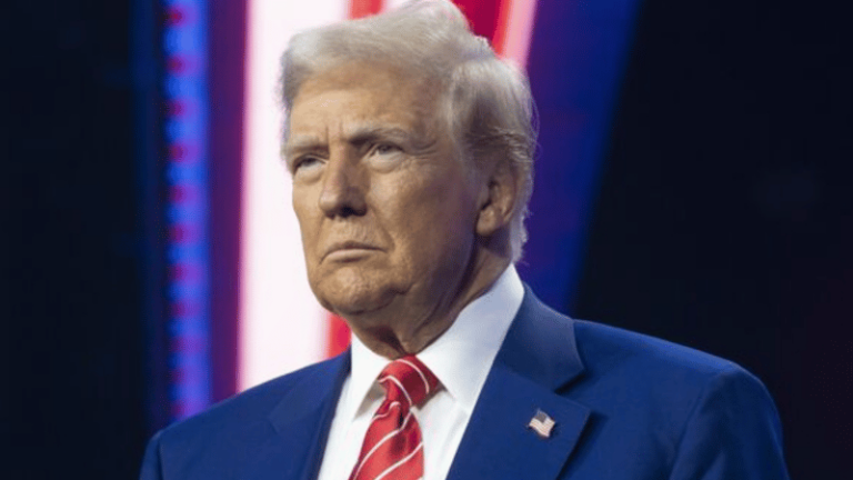 Trump Presenta Plan para Gaza: Propuesta Incluye Transferencia del Enclave a EE.UU. - Imagen