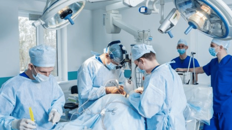 Hospital Dr. Francisco Moscoso Puello y la SDU realizan jornada de colocación de implantes de pene - Imagen