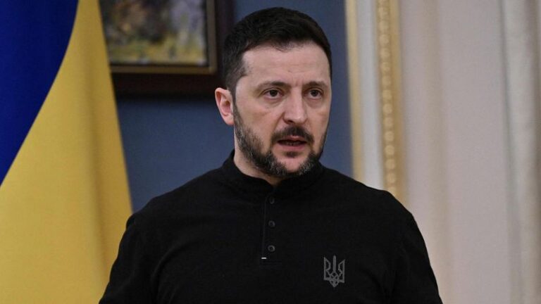 Zelenski denuncia más de 2.000 violaciones de la tregua de Pascua por parte de Rusia - Imagen