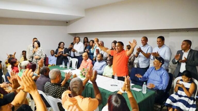 Rubén Disla lanza candidatura a la Dirección Central de la Fuerza del Pueblo - Imagen