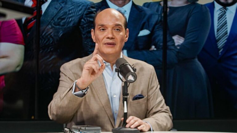 Post-de-Instagram-Feliz-Cumpleanos-Sencillo-Minimalista-Azul-1000-x-500-px-2025-05-25T092759.984