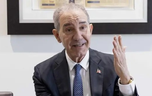 García Fermín ve infundados vaticinios de Leonel Fernández