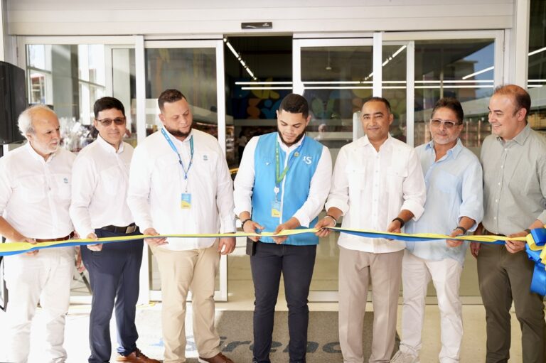 Grupo Ramos inaugura tienda Sirena Market en Vista Cana