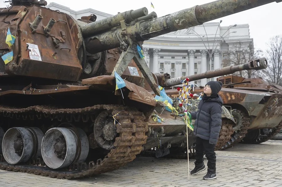 UCRANIA: Zelenski avanza con acabar guerra antes Año Nuevo