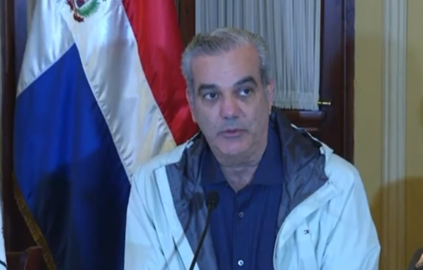 Abinader se recupera de virus y retoma este viernes su agenda