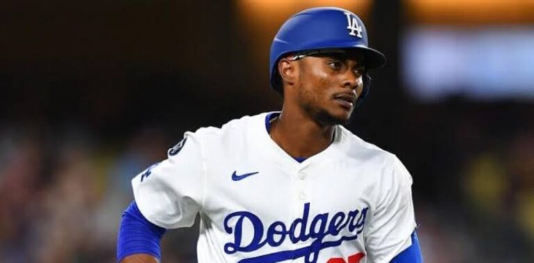 Dodgers envían a los Marlins al jardinero dominicano E