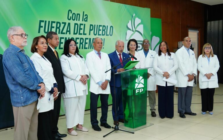 FP revela SENASA acumula una deuda de RD$10 mil millones