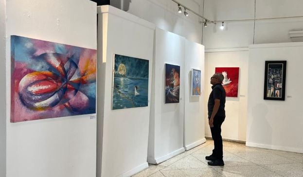 Inauguran expo “Another world is possible forever of peace”