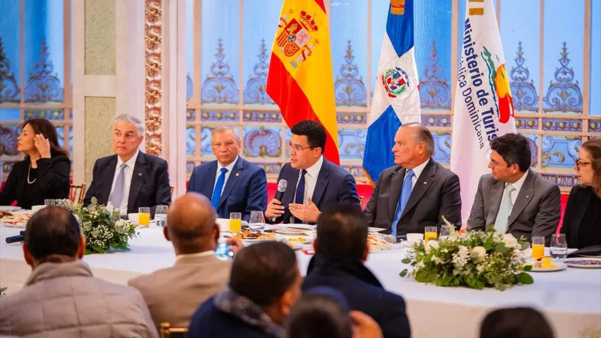La RD logra en FITUR acuerdos por más de RD$885 mil millones