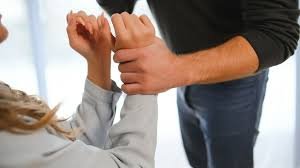 La violencia continúa matando mujeres (OPINION)