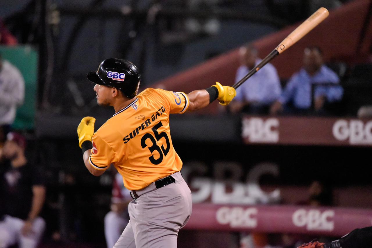 Las Águilas suman importante triunfo frente a los Gigantes