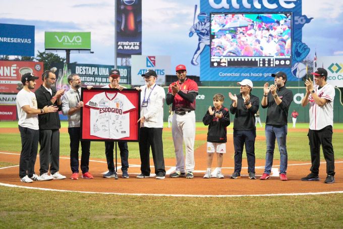 Leones del Escogido rinden homenaje a Juan Marichal