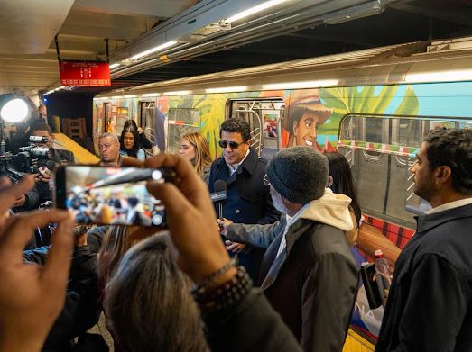 Ministro dominicano lanza ruta promocional Línea A tren de NY