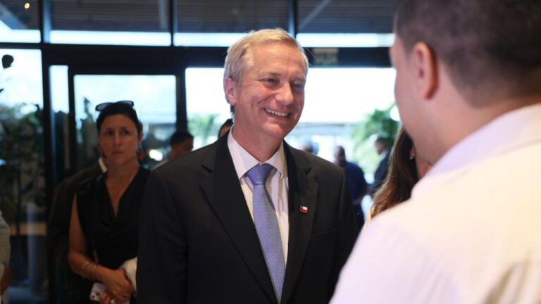Presidente electo Chile elogia el crecimiento de Rep