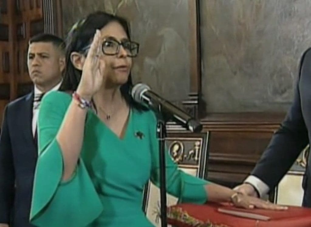 VENEZUELA: Delcy Rodríguez investida presidenta encargada