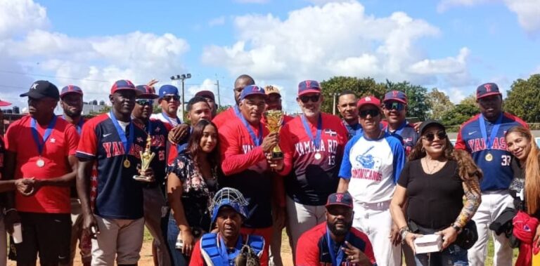 Yamasá se corona campeón del Torneo de Béisbol Viejas Glorias