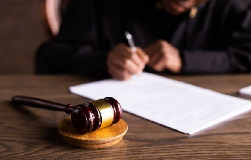 Condenan a 20 años hombre que violó sexualmente una menor