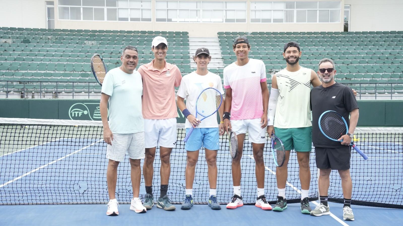 Equipo Copa Davis entrena para enfrentamiento ante Letonia