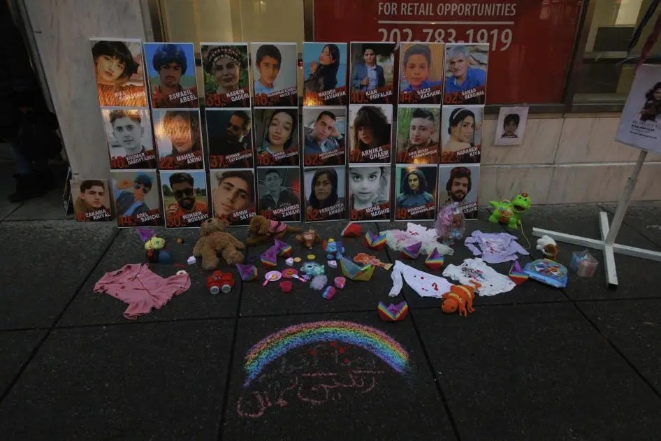 Irán denuncia mueren 108 niñas muertas en bombardeo israelí