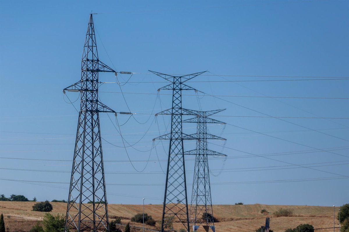 Servicio eléctrico de RD ha sido recuperado en un 30 por ciento