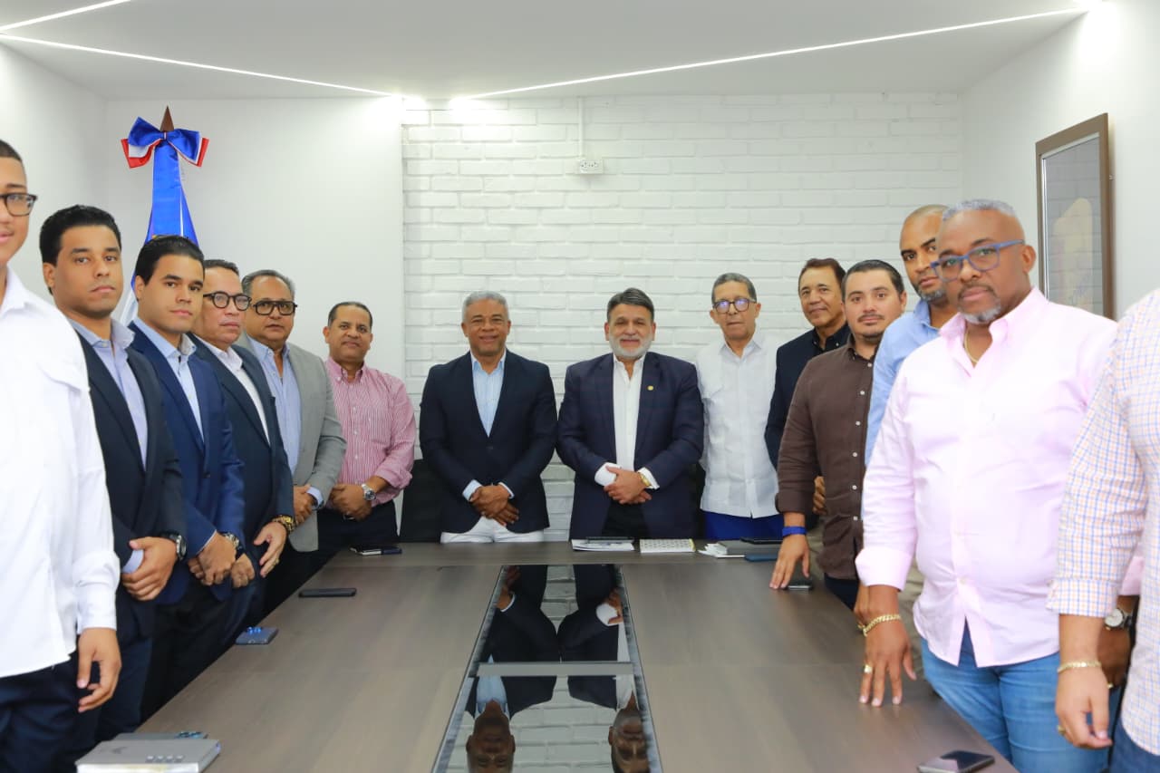 Buscan estimular exportación cemento y productos a Haití