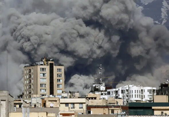 EEUU e Israel han seguido este domingo con los bombardeos