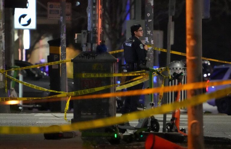 EEUU: Tiroteo en bar de Texas deja tres muertos y 14 heridos