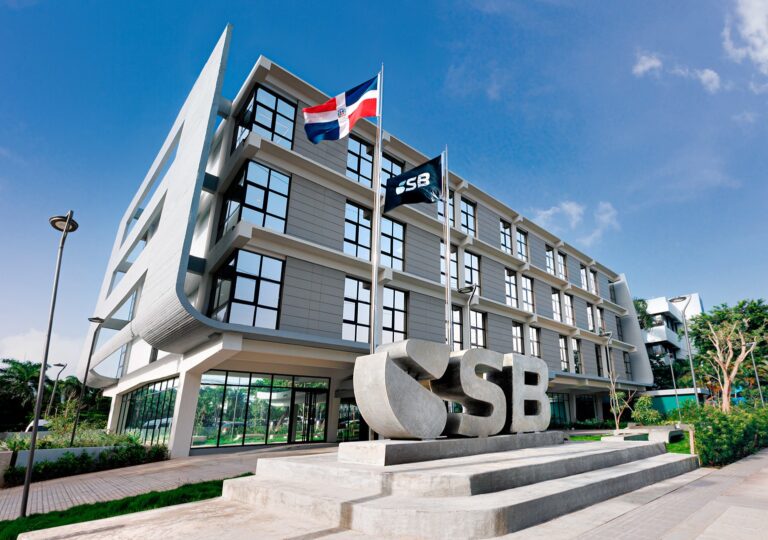 SB: Inclusión femenina en el sistema supera a los hombres