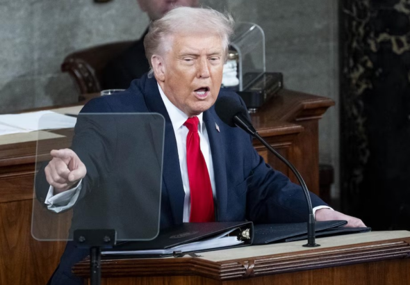 Trump critica que Reino Unido no deje usar Chagos contra Irán