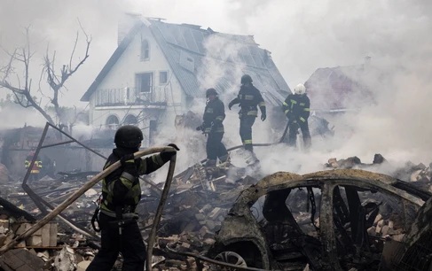 UCRANIA: Al menos 5 muertos en ataques rusos en Jersón