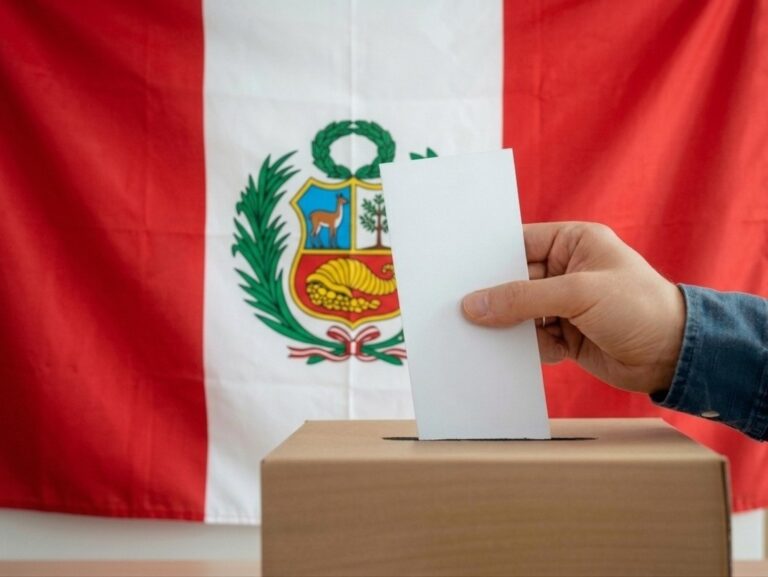 25 millones de peruanos están aptos para votar este domingo