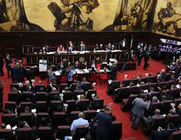 Cualquier ignorante no debe ser legislador (OPINION)
