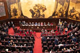 Desacato institucional